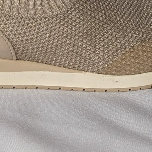 Naturalizer Lafayette slip-on sneaker neutral porcelain size 6 EUC - Picture 12 of 13